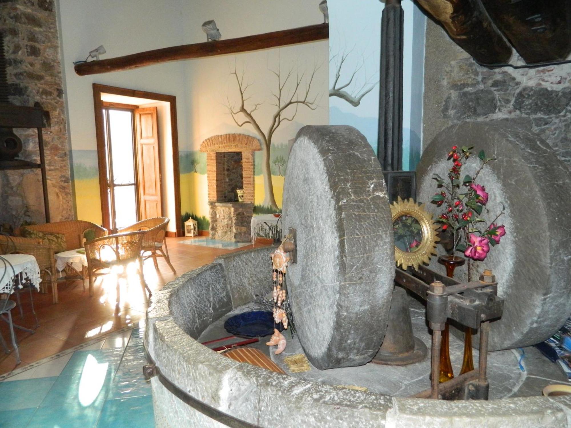 Hotel Del Sole Al Plebiscito サプリ エクステリア 写真