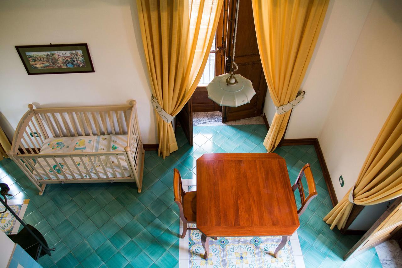Hotel Del Sole Al Plebiscito サプリ エクステリア 写真